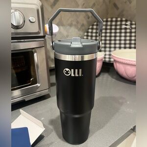 OLLI 30 oz Black Insulated Tumbler with Handle